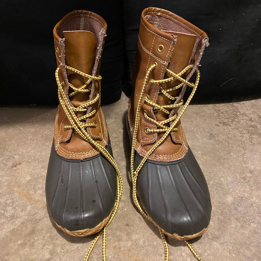 American Eagle boots